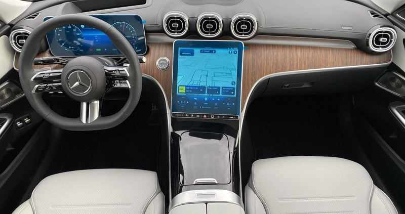 Mercedes-Benz Klasa C cena 299900 przebieg: 10000, rok produkcji 2023 z Słupsk małe 211